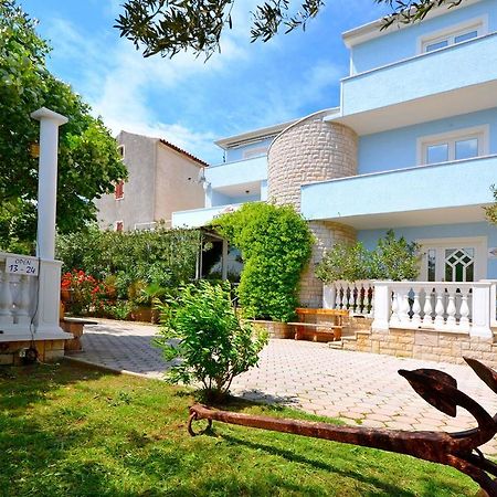 Apartments Milan Rakalj 외부 사진
