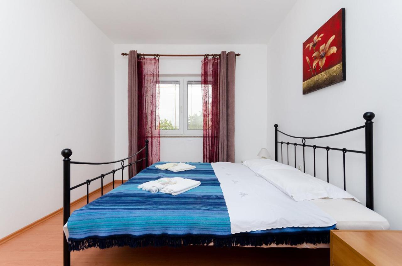 Apartments Milan Rakalj 외부 사진