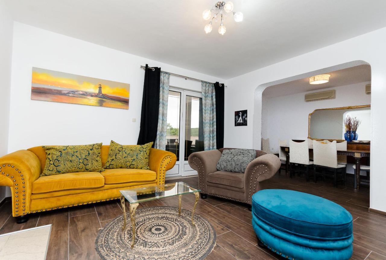 Apartments Milan Rakalj 외부 사진