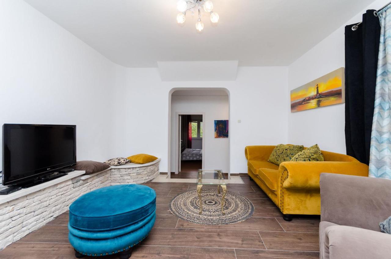 Apartments Milan Rakalj 외부 사진