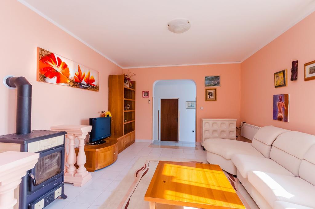 Apartments Milan Rakalj 외부 사진